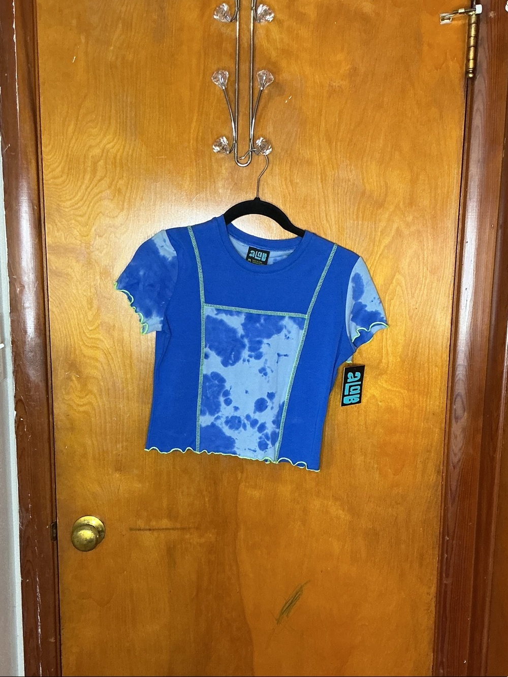 Blue Tie-Dye Paneled' Crop Tee